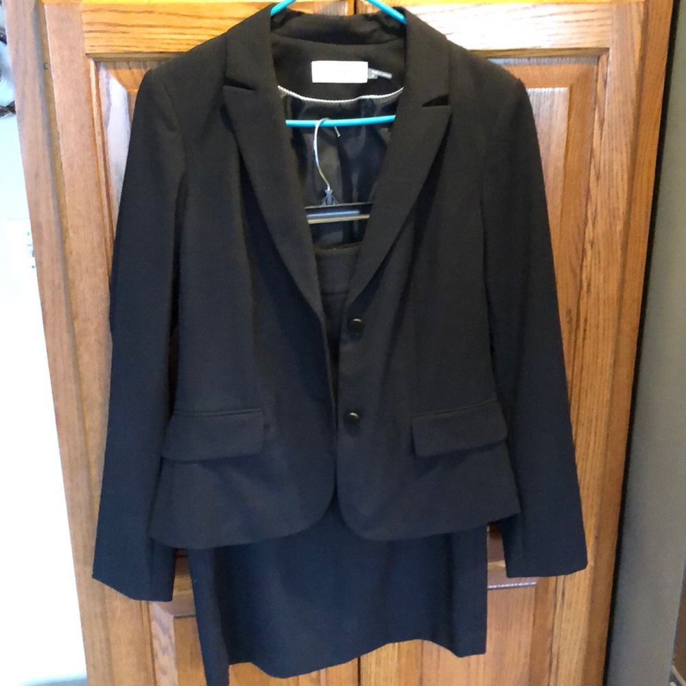 Black Calvin Klein women’s suite size 6